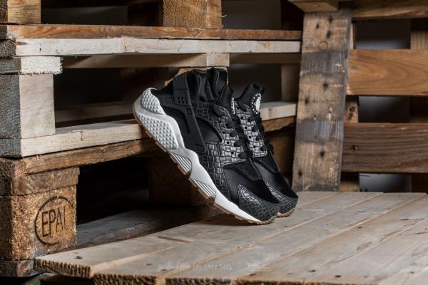 Nike Wmns Air Huarache Run Premium Black/ Black-Sail-Gum Medium Brown