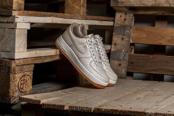 Nike Wmns Air Force 1 '07 Premium Oatmeal/ Oatmeal-Khaki-Sail