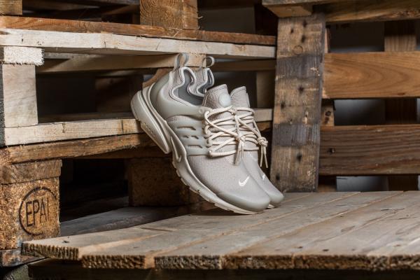 Nike W Air Presto Premium Oatmeal/ Oatmeal-White