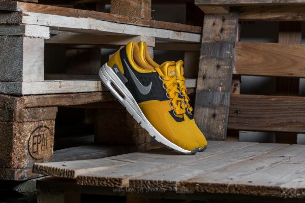 Nike W Air Max Zero Gold Dart/ Cool Grey-Ivory