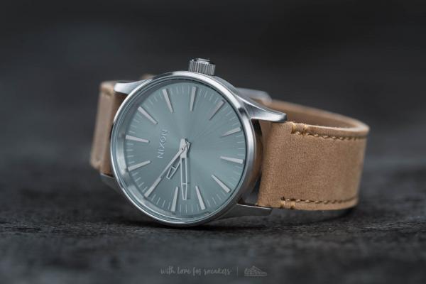 Nixon Sentry 38 Leather Saddle/ Sage