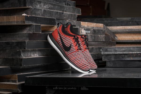 Nike Roshe Two Flyknit (GS) Max Orange/ Black-Wolf Grey