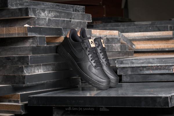 Nike Air Force 1 '07 LV8 Black/ Black-Black-Black