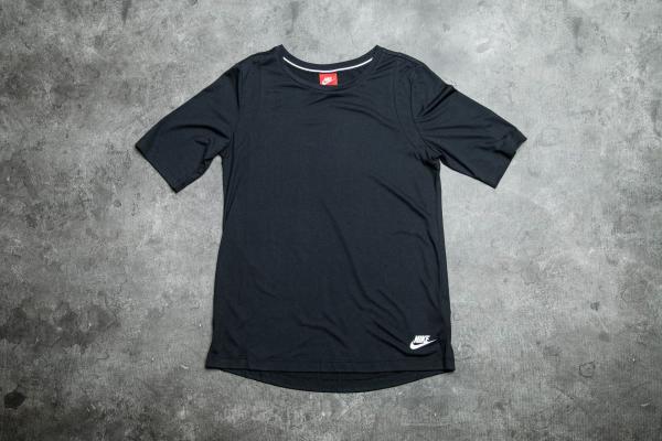 Nike W Sportswear Essential Tee Black