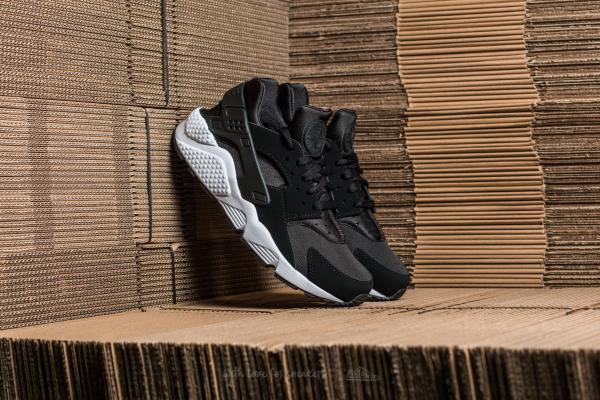 Nike Air Huarache Black/ Black-Black-White