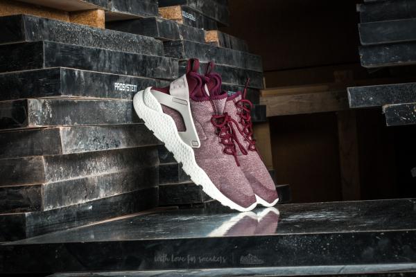 Nike W Air Huarache Run Ultra SE Night Maroon/ Night Maroon