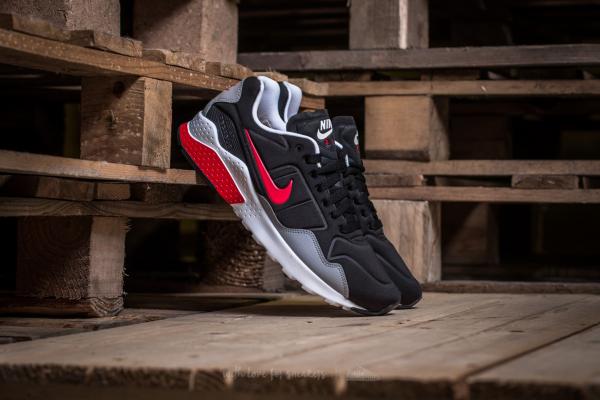 Nike Air Zoom Pegasus 92 Black/ Atom Red-Wolf Grey