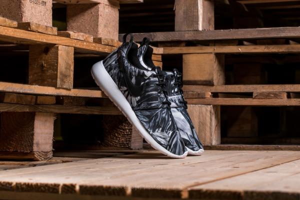 Nike Roshe One Print (GS) Wolf Grey/ Black-Black-White