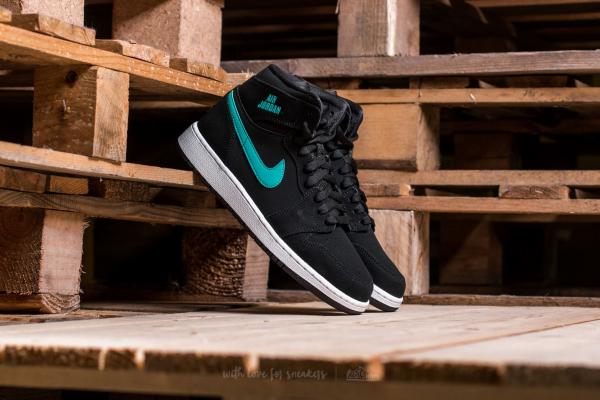 Air Jordan 1 Retro High BG Black/ Hyper Jade-White