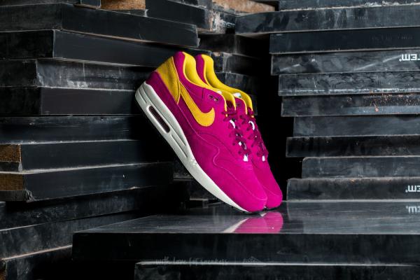 Nike Air Max 1 Premium Dynamic Berry/ Vivid Sulfur