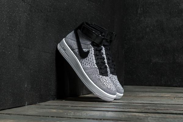 Nike Air Force 1 Ultra Flyknit MID Black/ Black-White