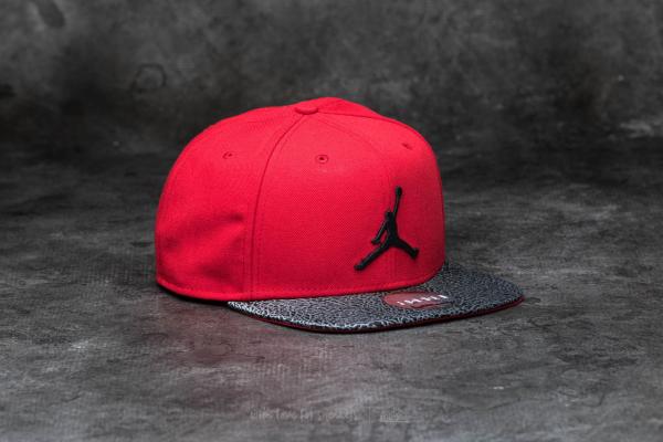 Jordan Elephant Bill Snapback Gym Red/ Black