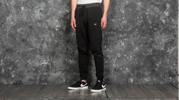 Nike Sportswear Modern Fitted Joggers Black