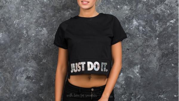 Nike Sportswear Hologram Shortsleeve Tee Black