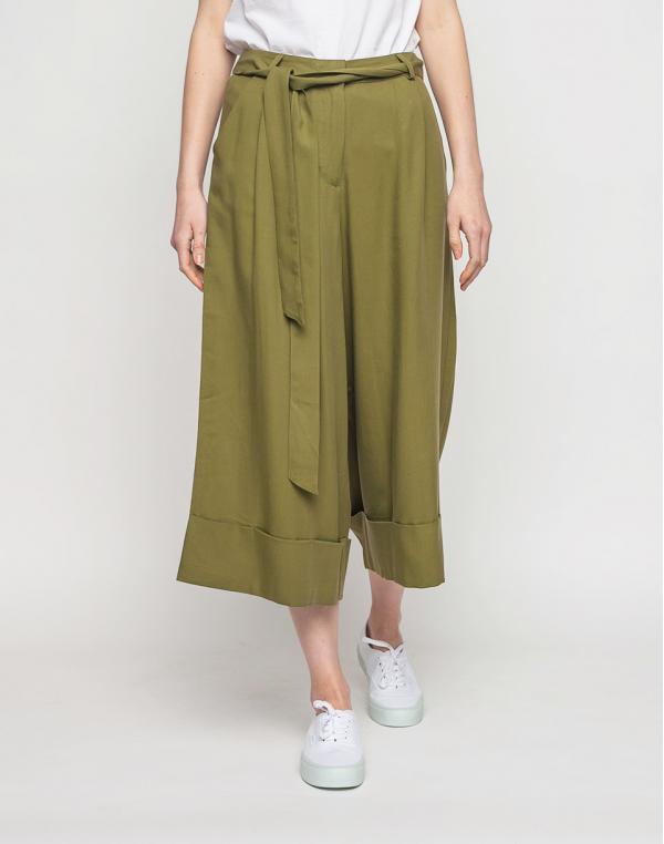 Cullotes Native Youth Isotope Olive
