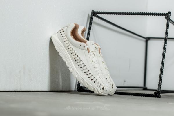 Nike Wmns Mayfly Woven Sail/ Pale Grey-Elm-Sail