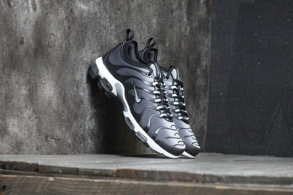Nike Air Max Plus TN Ultra Black/ Metallic Silver