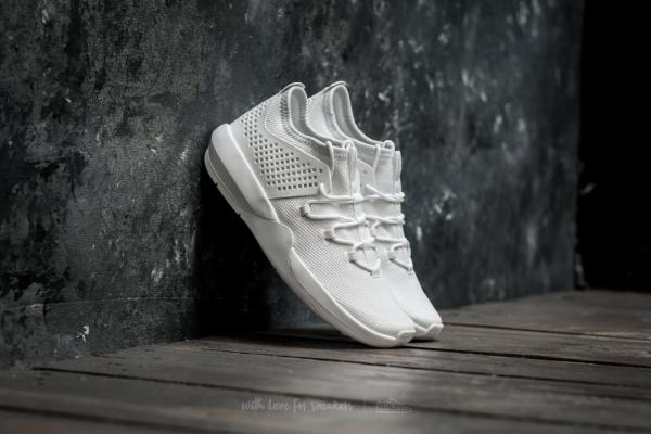 Jordan Express White/ Pure Platinum-White