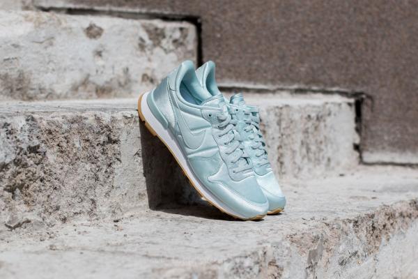 Nike W Internationalist QS Fiberglass/ Fiberglass-White