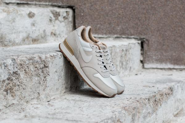 Nike Air Zoom Epic Luxe Light Bone/ Light Bone-Linen