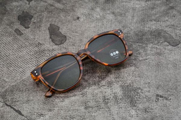 Komono Renee Lined Tortoise