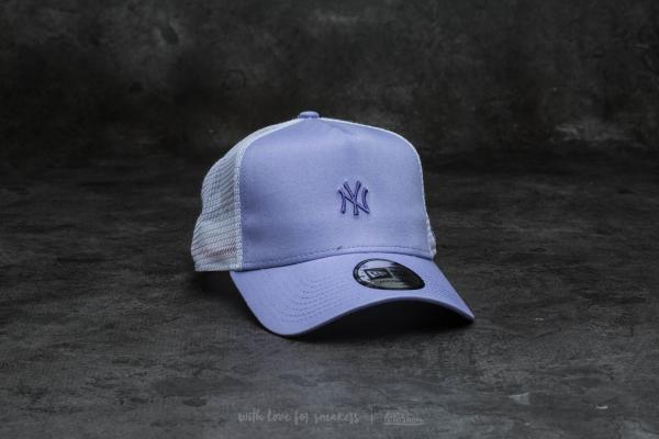 New Era Adjustable Women Pastel New York Yankees Trucker Purple
