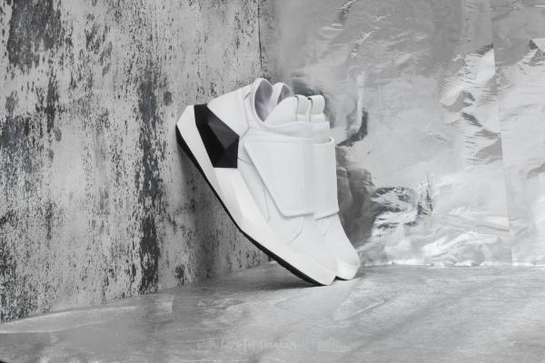 Cinzia Araia White Calf