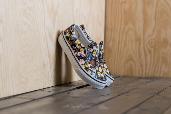 Vans x Peanuts Classic Slip-On The Gang/ Black