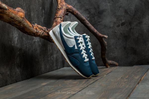 Nike W Pre Montreal Racer VNTG Sail/ Armory Navy