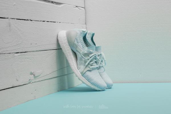 adidas x Parley UltraBoost Icey Blue/ Ftw White/ Icey Blue