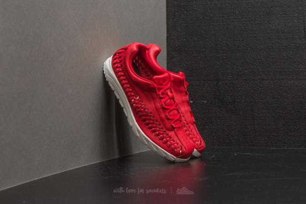 Nike Mayfly Woven Gym Red/ LT Orewood Brown-Black