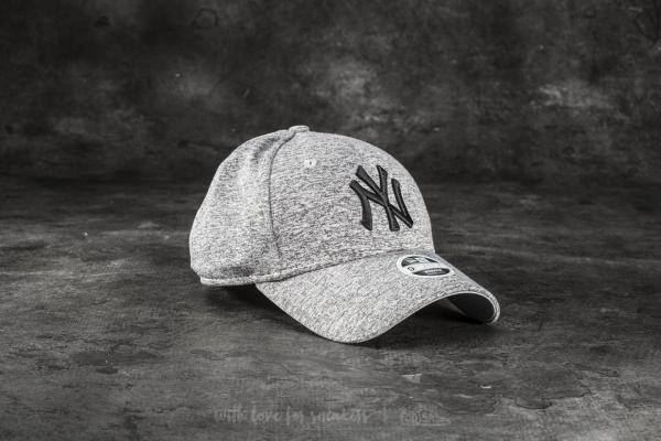 New Era 9Forty Women Tech Jersey New York Yankees Gray/ Black