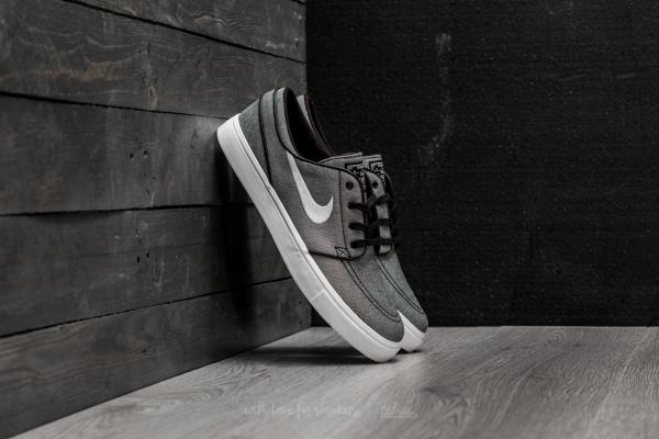 Nike Zoom Stefan Janoski CNVS Black/ Sail