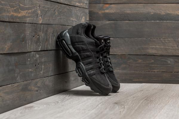 Nike Wmns Air Max 95 Black/ Black-Wolf Grey