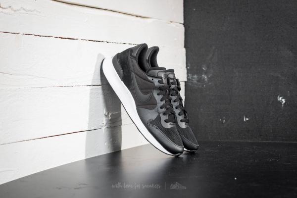 Nike Internationalist LT17 Black/ Black-White