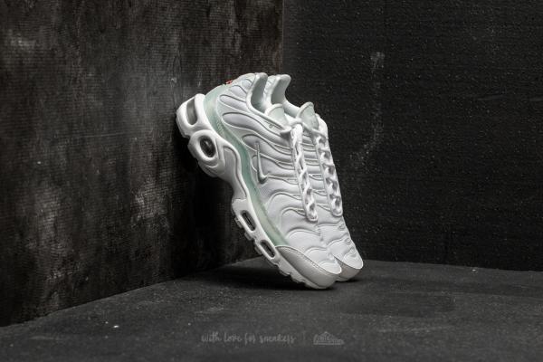 Nike WMNS Air Max Plus SE White/ Pure Platinum-Ice