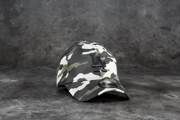 New Era 39Thirty League Essential Los Angeles Dodgers Cap Woodland Camo