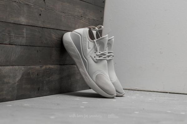 Nike W Lunarcharge Essential Light Bone/ Light Bone