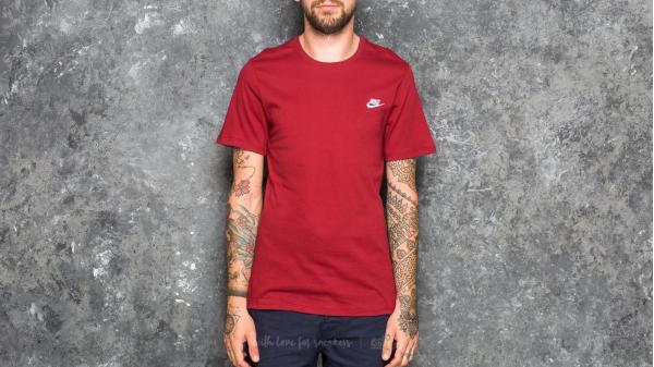 Nike Sportswear Embroidered Club Futura Tee Maroon