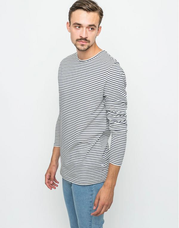 Triko RVLT Tee offwhite