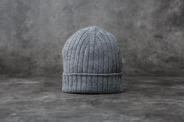 A.P.C. Bear Knit Hat Heathered Grey