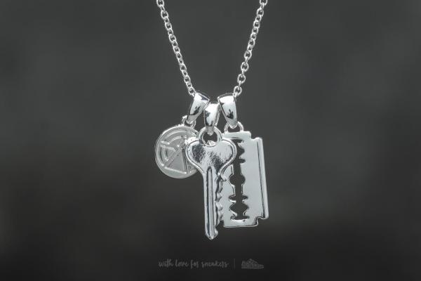 Chained and Able Blade Bunch Necklace Silver