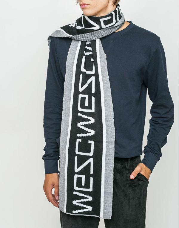 Šála WeSC Paco Graphic black