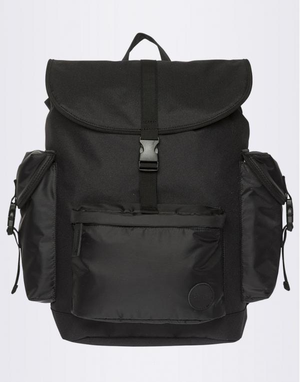 Enter Urban Hiker Black